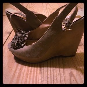 Steve Madden wedges!🌻Size 6